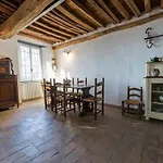Manfred Country House - Family Friend